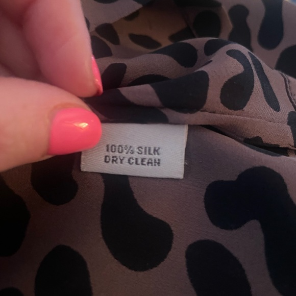 Tucker size small animal print skinny strap camisole in 100% silk - Picture 6 of 7